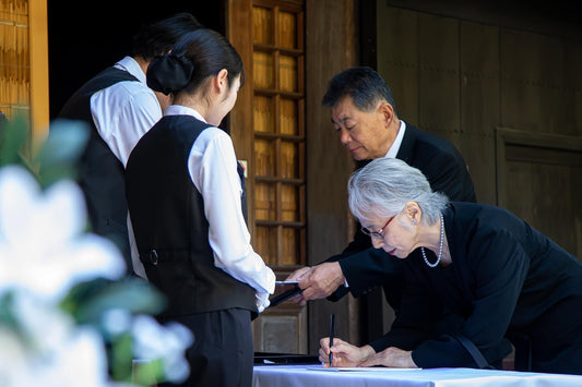 喪服には真珠のネックレスがいる?いらない?弔事のジュエリーマナーとは