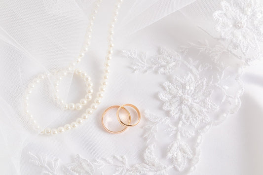 真珠婚式のお祝いには一粒パールがおすすめ!真珠以外のプレゼントなら何がいい?