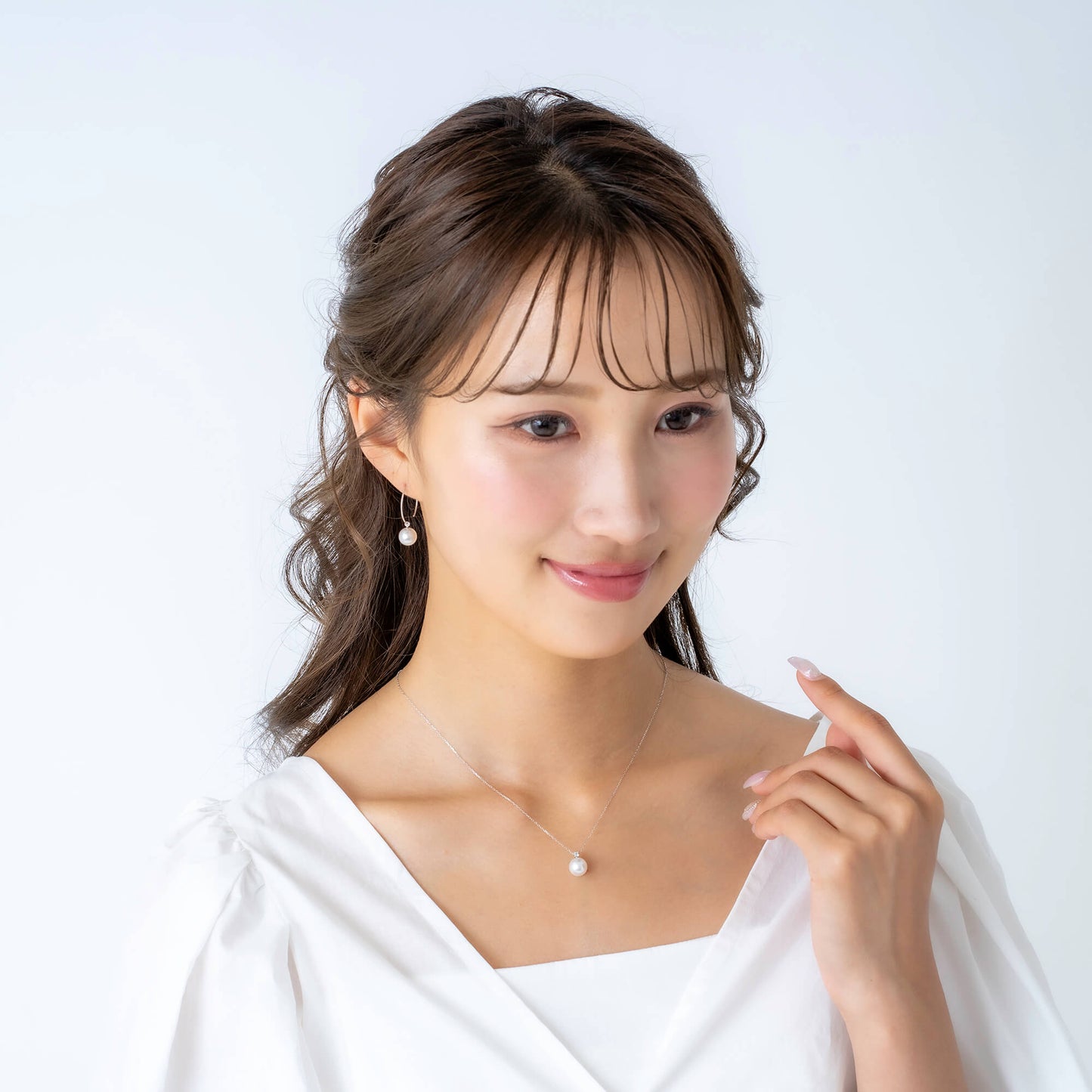3月 誕生石 アクアマリン|アコヤパール ペンダント ネックレス|無調色アコヤ真珠 8.0mm ラウンド K10WG| チェーン付き