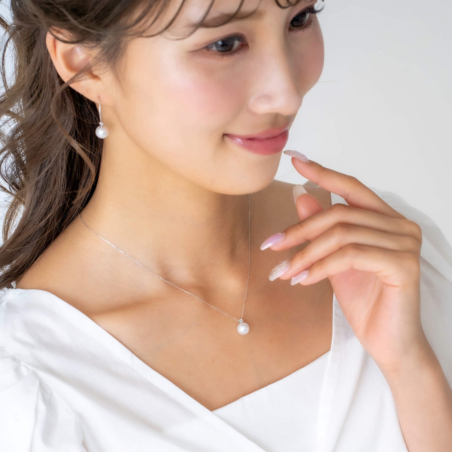 3月 誕生石 アクアマリン|アコヤパール ペンダント ネックレス|無調色アコヤ真珠 8.0mm ラウンド K10WG| チェーン付き