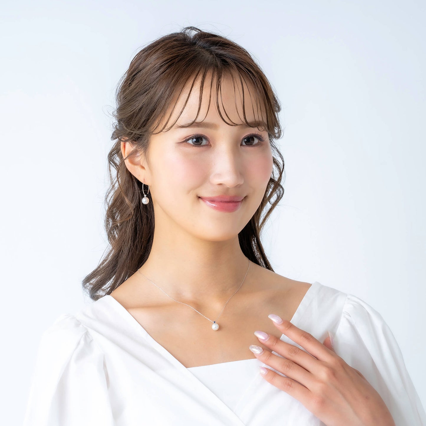 9月 誕生石 サファイア|アコヤパール ペンダント ネックレス|無調色アコヤ真珠 8.0mm ラウンド K10WG| チェーン付き