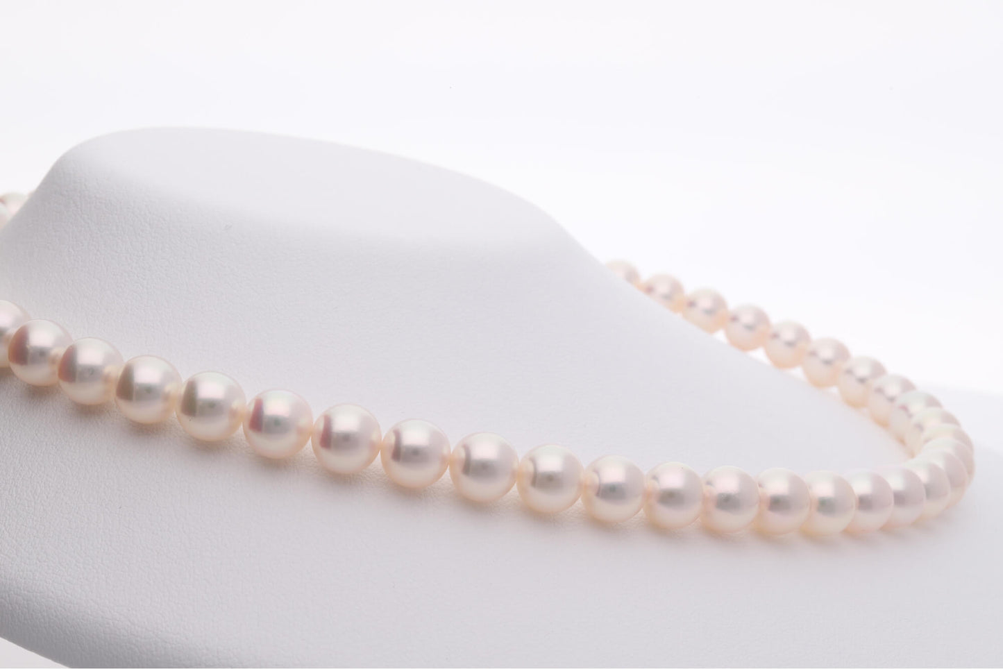 【アウトレット 新品】アコヤパール ネックレス 8.0-8.5mm ラウンド 強いテリ 巻き0.7mm *調色真珠 小さな加工きず|FC1272