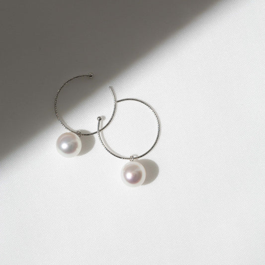 アコヤパール ホワイトゴールド フープピアス【S】 |無調色 アコヤ真珠 7.5mm K10WG 外径20mm