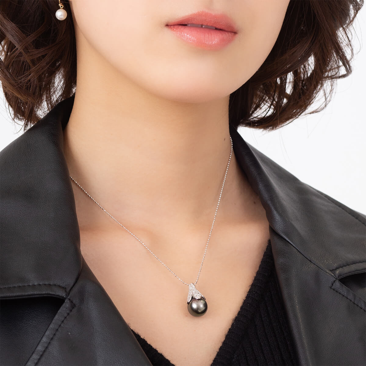 ブラックパール ダイヤモンド ホワイトゴールド ペンダント|無調色 黒蝶真珠 タヒチパール 12mm K14WG