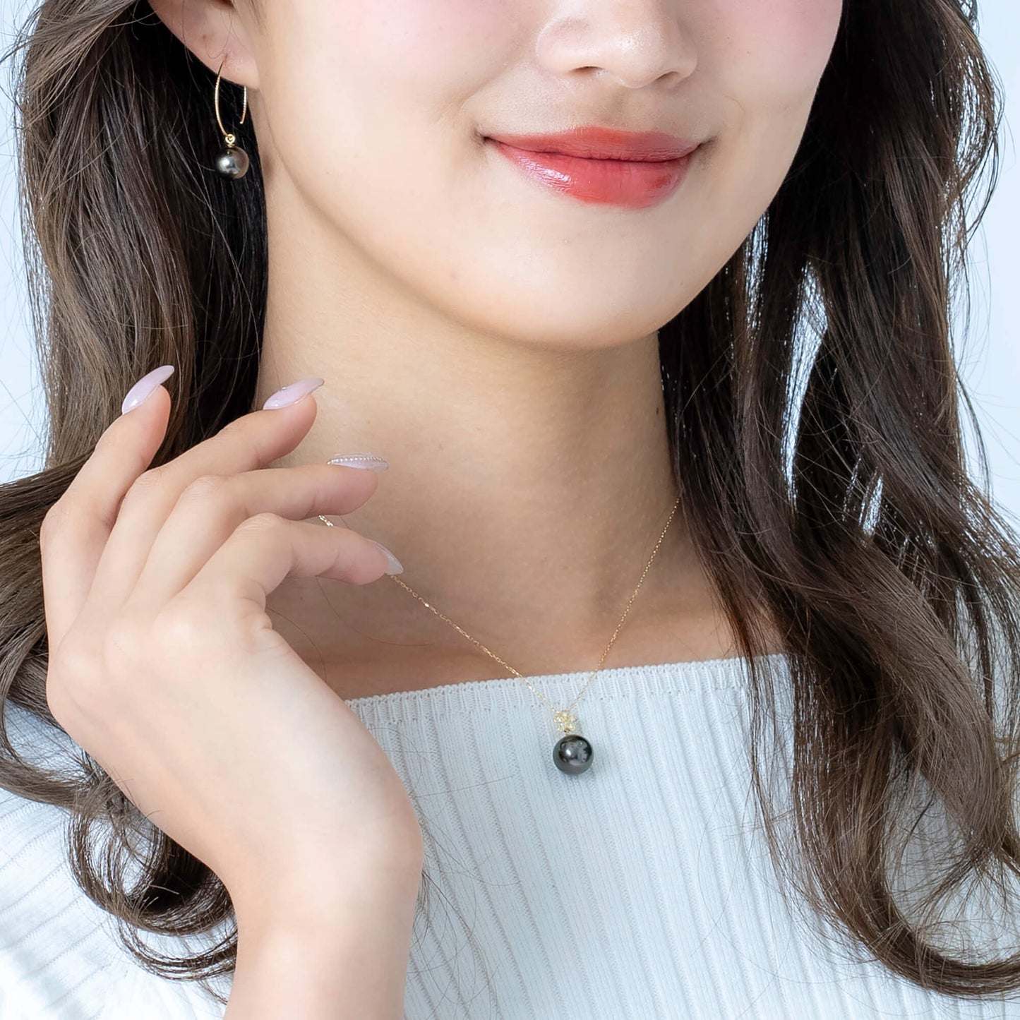 【星桜】ブラックパール ダイヤモンド イエローゴールド ペンダント|無調色 黒蝶真珠 タヒチパール 10mm K18YG