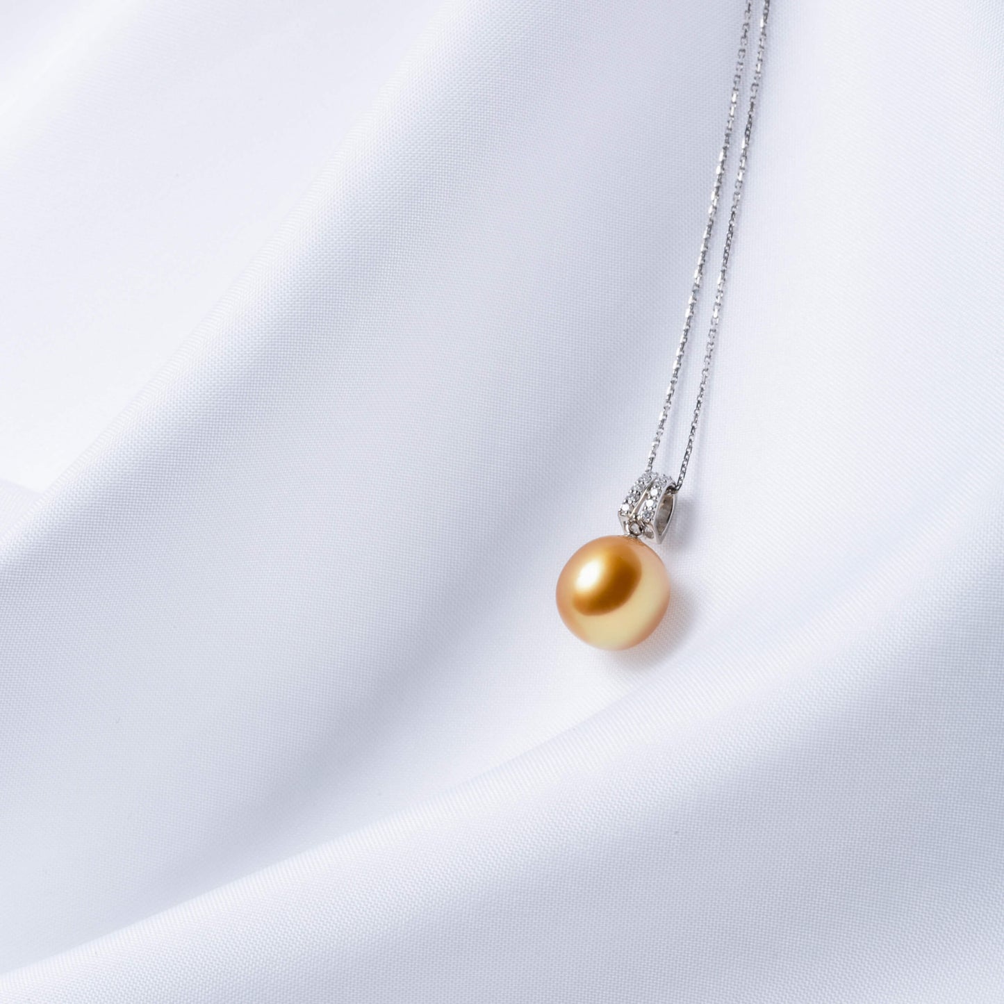 【星月夜】ゴールデンパール ダイヤモンド プラチナ ペンダント|無調色 白蝶真珠 南洋真珠 10mm PT900