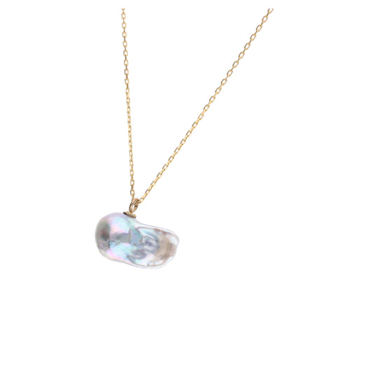 おさかな真珠・金魚(無調色アコヤ真珠 8.0-15.0mm Aブルー系) ペンダント シルバーチェーン付き (SV925) 世界にひとつ #3026