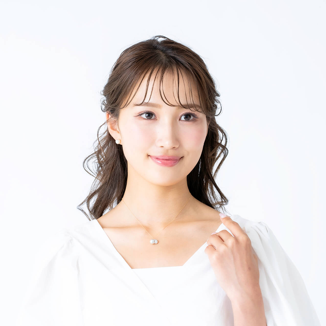 おさかな真珠・ふぐ(無調色アコヤ真珠 7.3-12.8mm A ブルー系) ペンダント シルバーチェーン付き(SV925) 世界にひとつ #3006