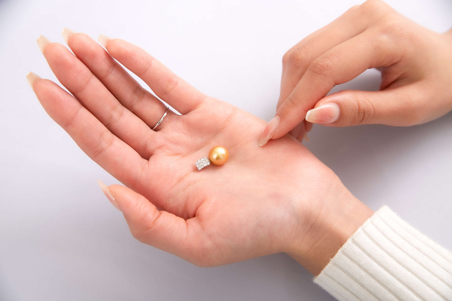 【月影】ゴールデンパール ダイヤモンド プラチナ ペンダント|無調色 白蝶真珠 南洋真珠 10mm PT900