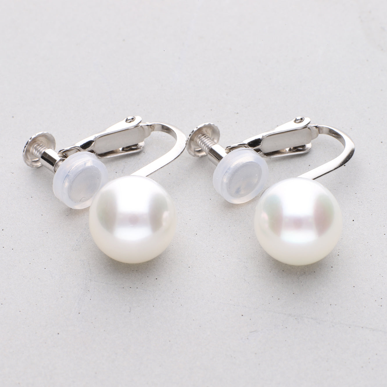 無調色 アコヤ真珠 7.5mm シルバー(SV925) ネジバネ式 パールイヤリング