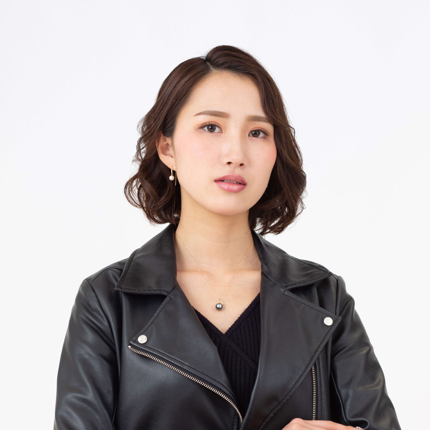 【姫果】ブラックパール ダイヤモンド イエローゴールド ペンダント|無調色 黒蝶真珠 タヒチパール 10mm K18YG