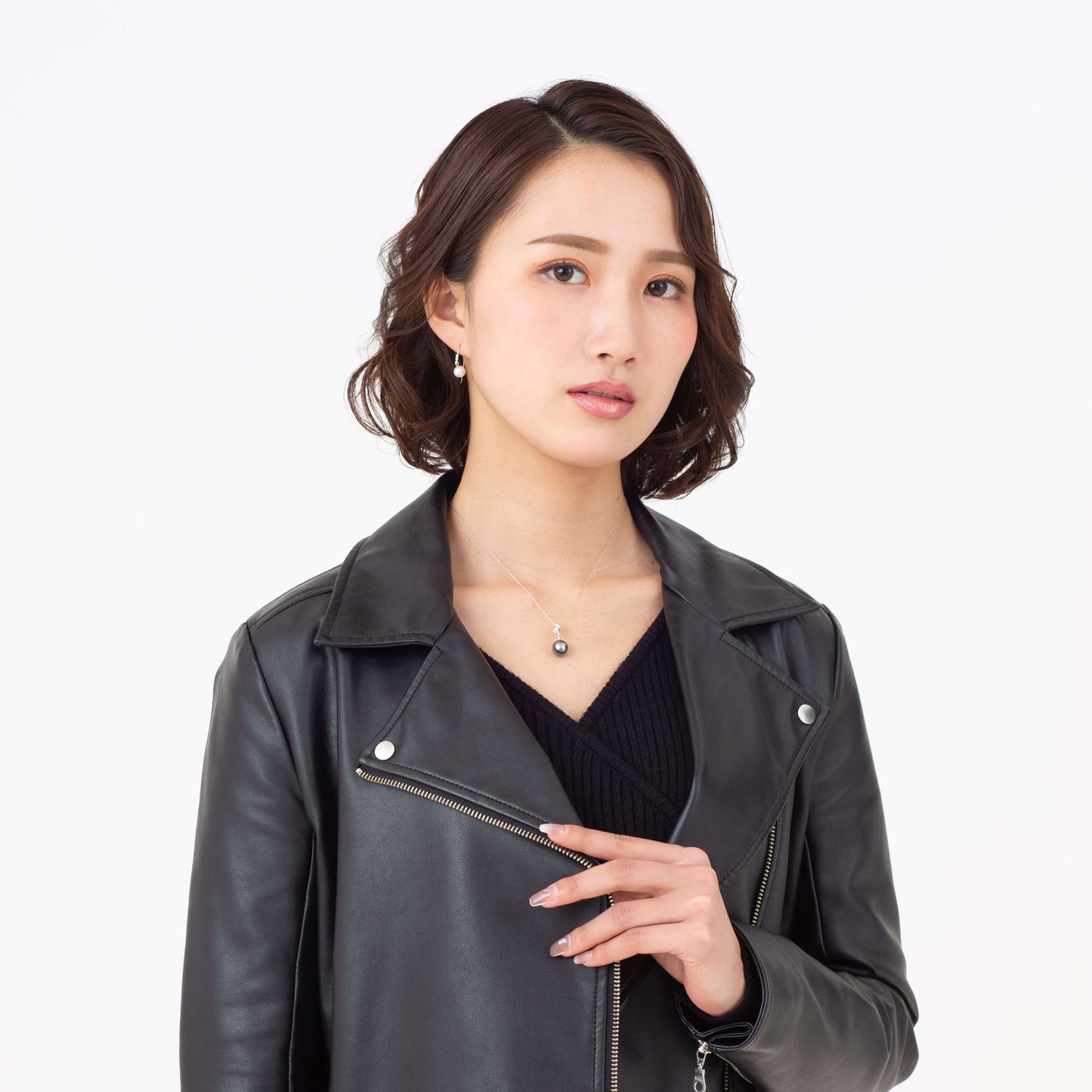【常盤木】ブラックパール ダイヤモンド ホワイトゴールドペンダント|無調色 黒蝶真珠 タヒチパール 10mm K18WG