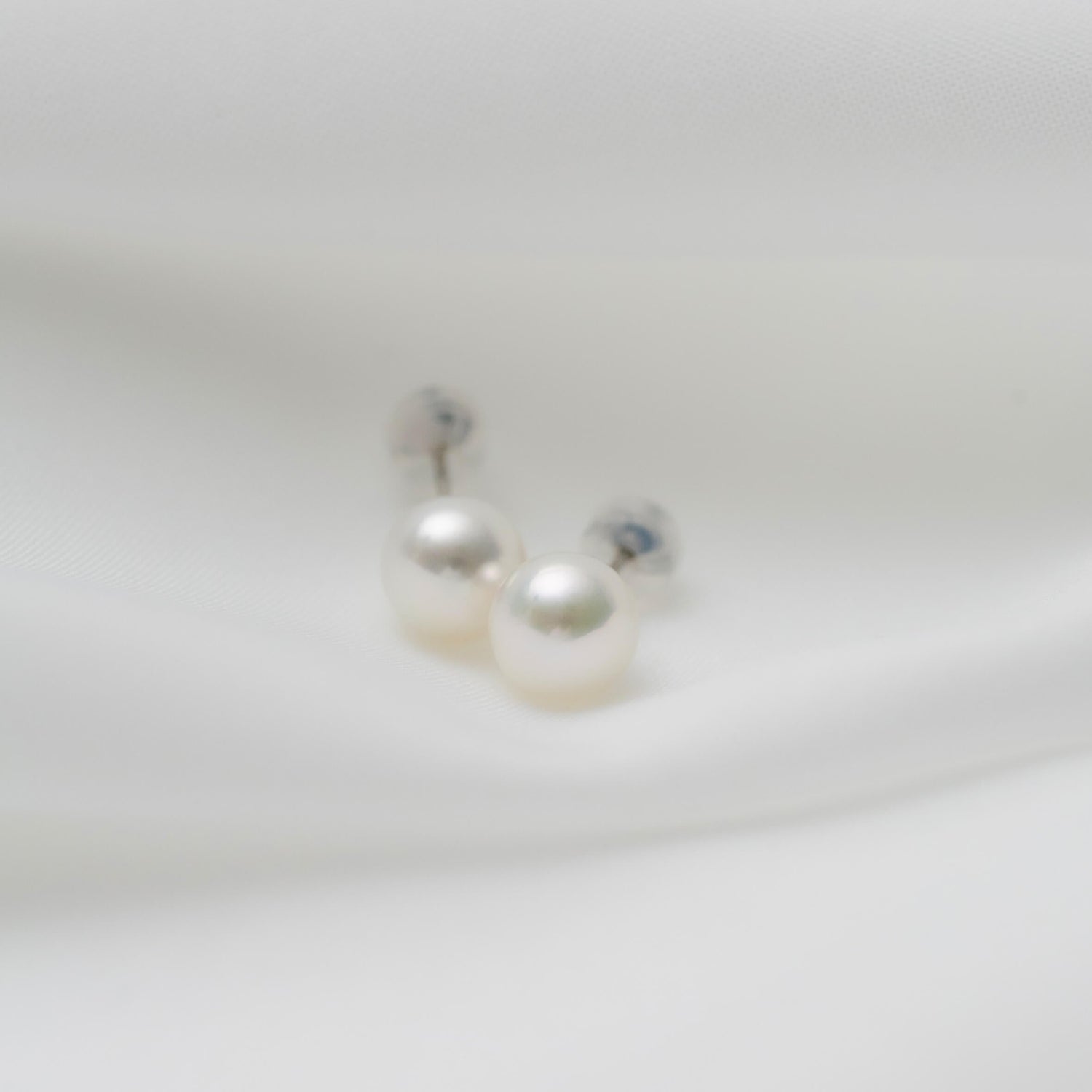 無調色 パールピアス特集