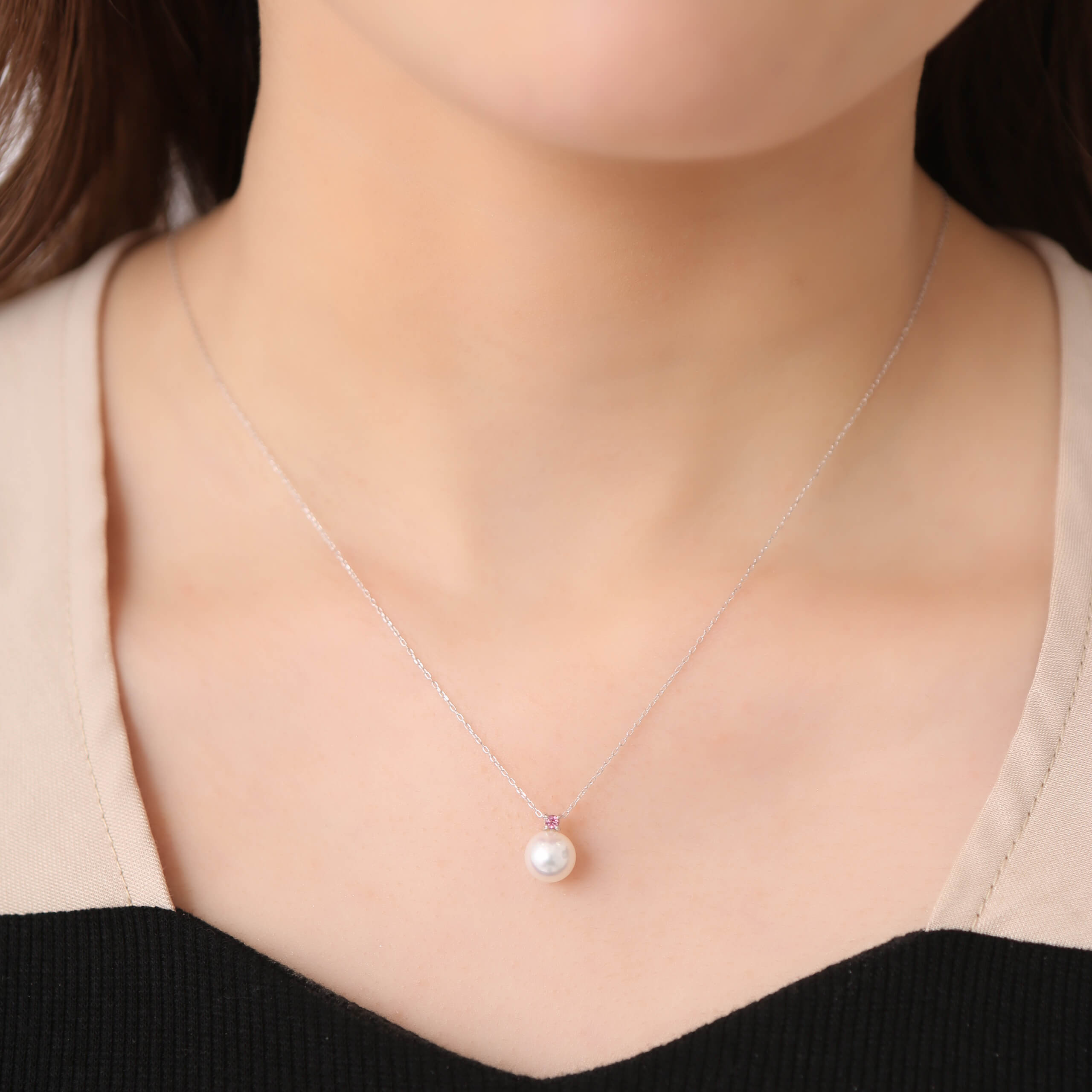ピンクの真珠のネックレスは9.0-10 mmの丸い大きな真珠です。7l
