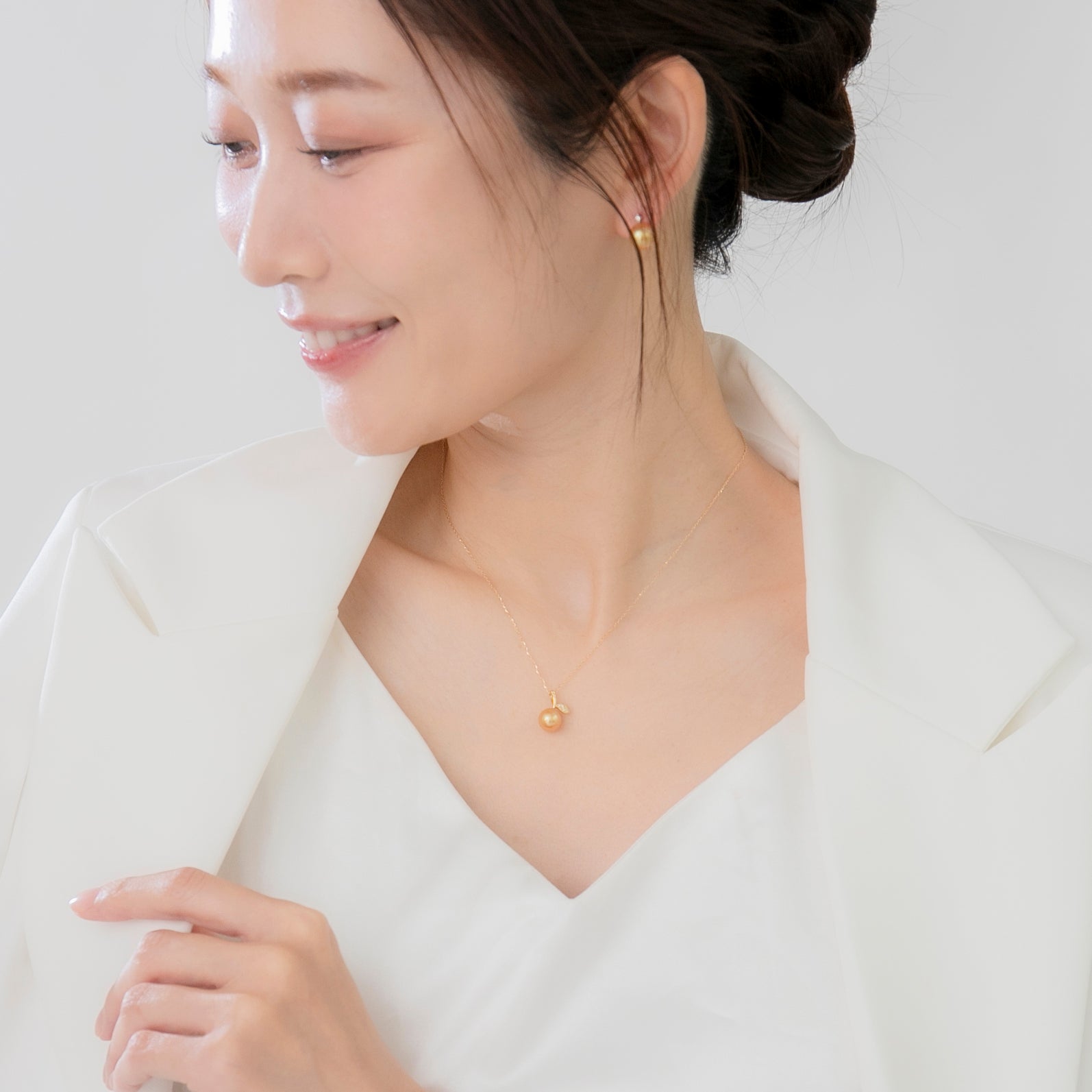 姫果】ゴールデンパール（白蝶真珠・8.0mm・セミラウンド系）天然