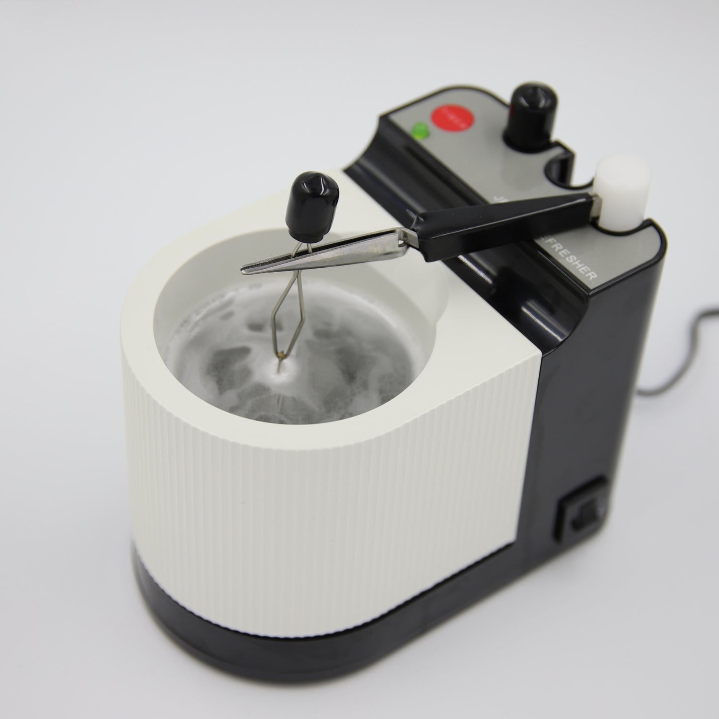 パールジュエリーの地金変色直し｜真珠を傷めないイオン洗浄クリーニング