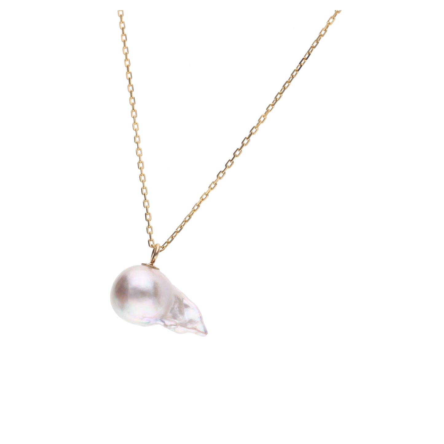 おさかな真珠・グッピー（無調色アコヤ真珠 7.7-13.6mm A シルバー系） ペンダント シルバーチェーン付き（SV925） 世界にひとつ #3019