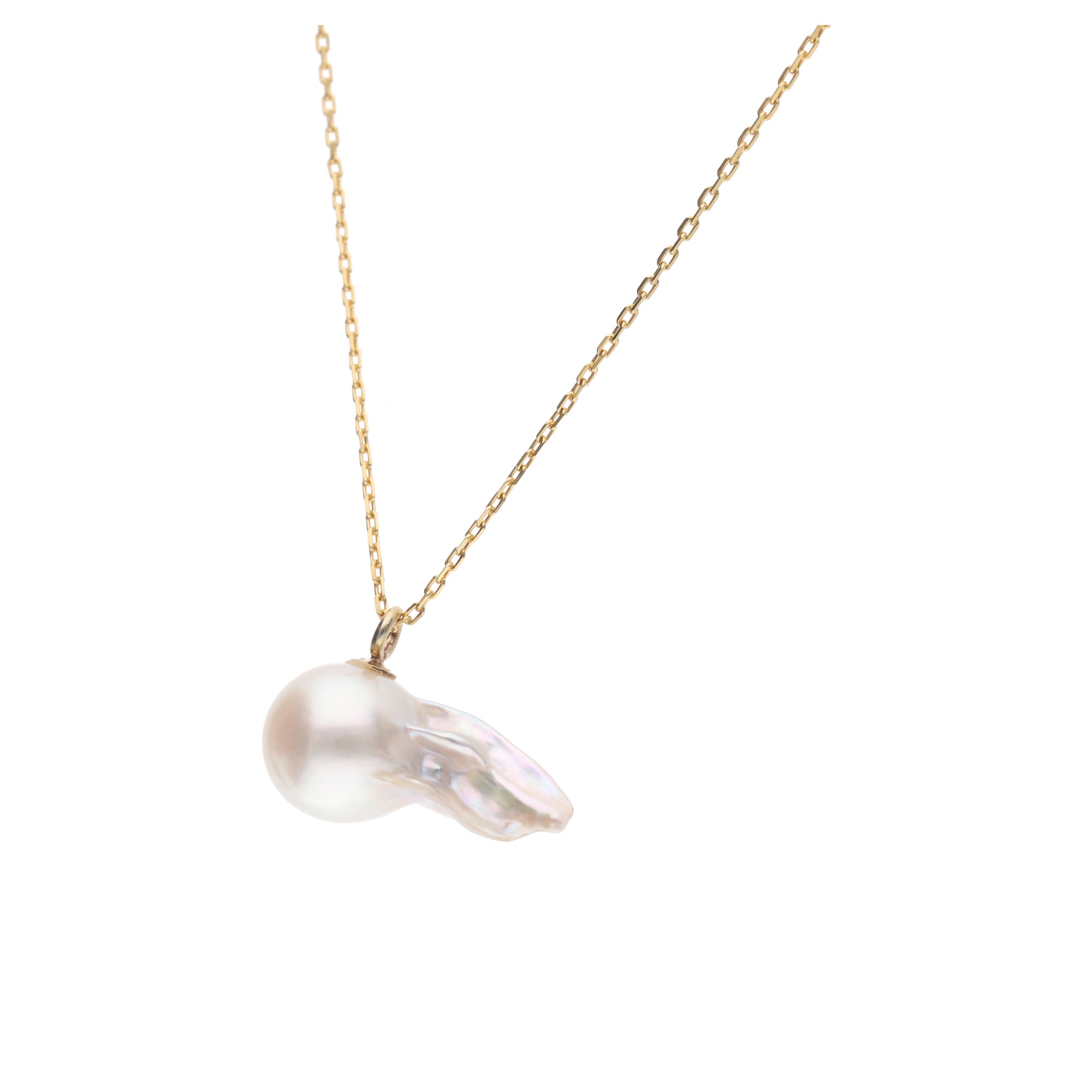 おさかな真珠・グッピー（無調色アコヤ真珠 8.1-16.5mm B+ ホワイト系） ペンダント シルバーチェーン付き（SV925） 世界にひとつ #3009