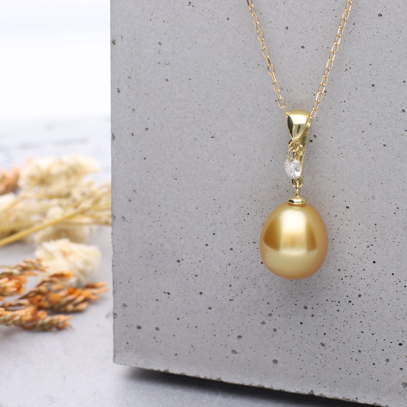 イヴさん　南洋白蝶真珠　本真珠　貴重大珠　ステンプラチナK18南洋真珠